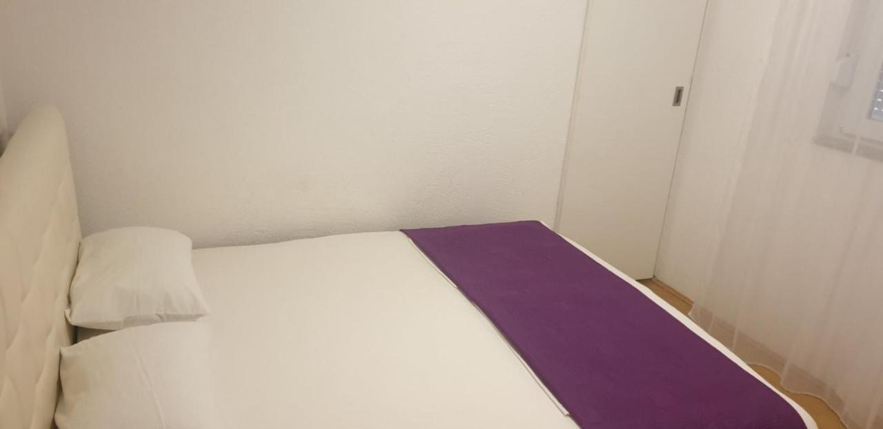 Apartments Kore Vir Dış mekan fotoğraf